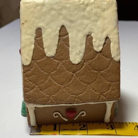 The Salem Collection Little Ginger Town Gingerbread House - Picture 5 of 9